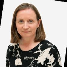 Lisa Mccaul's Instagram, Twitter & Facebook