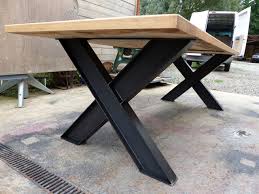 Table Industriel Pied Ipn Et Chene Sue Mesure Table A Manger Bois Et Metal Table Exterieur Bois Table Basse Bois Metal
