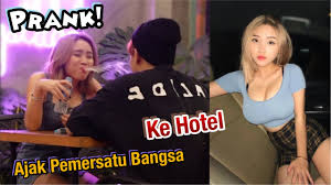 Hijabers cantik yang satu ini jago goyang. Ajak Ke Hotel Si Cewek Pemersatu Bangsa Youtube