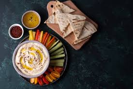 Humus Eşliğinde Gevrek Sebzeler