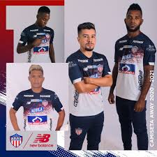 La camiseta es de material 100% poliester con propiedades hydrophilic y tecnología de secado rápido nb dry. Camiseta Suplente New Balance Del Junior 2020 21