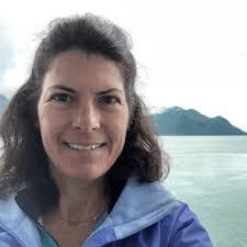 Jennifer Bouldin's Instagram, Twitter & Facebook