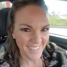 Linda Gobin's Instagram, Twitter & Facebook