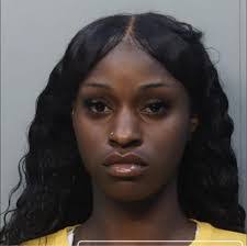 Ethan Anthony's Instagram, Twitter & Facebook