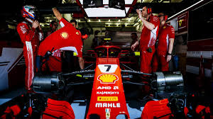 Paid for 3 hours labor and the battery never went dead again. Ferrari Fined 50 000 Euros After Mechanic Suffers Leg Break Eurosport