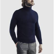 Model kaos ini membentuk dua garis pada leher yang saling bertemu pada bagian dada. Kaos Polos Pria Leher Tinggi Turtleneck Korea Tangan Lengan Panjang Shopee Indonesia