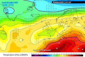Ο καύσωνας είχε πρωτοφανή διάρκεια, αφού έκαιγε σχεδόν ολόκληρη την ηπειρωτική ελλάδα επί 7 με 8 ημέρες με τις θερμοκρασίες των. Giati O Kayswnas Toy 1987 Emeine Sthn Istoria