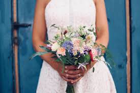 What wedding flowers are in season in july. Best Flowers For A July Wedding