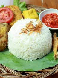 Finally i got the time to make a proper and complete nasi kuning. Resep Nasi Uduk Pulen Dan Gurih Dengan Magic Com Lifestyle Fimela Com