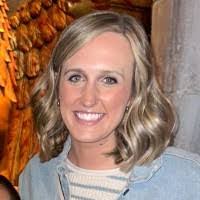 Donna Cloutier's Instagram, Twitter & Facebook