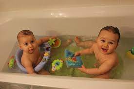 A swaddle bath is a great newborn bath tip as it helps babies feel secure and warm while also helping you keep a grip on your slippery baby. Baby Doesn T Want To Get Out Of The Bath What Can Be Done Tips