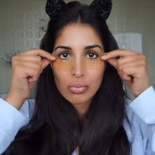Aujourd'hui, un exercice pour pratiquer « après et avant de ». Cette Instagrameuse Nous Prouve Qu On Devrait Toutes Faire Des Masques Pour Le Visage Elle