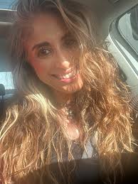 Good morning!!! What are we drinking right now!?! I'm drinking water that I  added lemon and blueberries