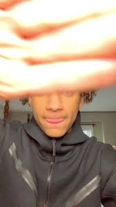 Push the share button 4 times fast 👀👀 #foryou #lightskin