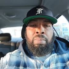 Kellita Smith is an American actress, model and comedian. She is best known  for her role as Wanda McCullough, Bernie Mac's wife