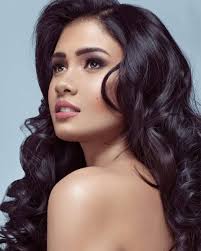This upbeat prediction is not only shared among her avid fans back home or her training camp aces and queens led by beauty queen maker jonas gaffud but also. Uzivatel Missosology Na Twitteru ð—Ÿð—¢ð—¢ð—ž Check Out These Unreleased Photos Of Missuniversephilippines 2020 Rabiya Mateo From This Shoot Photo By Nonoyerf Makeup By Andrewjardenil Hair By Donverbelza Stylist Dommoreno Missuniverse