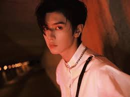 Chen Zhe Yuan 陈哲远 updated their cover...