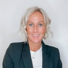 Chasity Metz's Instagram, Twitter & Facebook