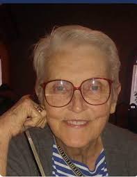 Wayne and Lavon Robinson: Wayne Claude Robinson was born March 22, 1925 in  Rio Vista, California to Earl L. Robinson and Vada A. Gaddis Robinson. The  family lived