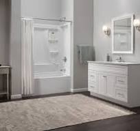 Single Handle Centerset Bathroom Faucet in Chrome