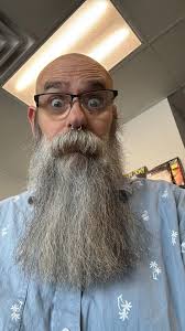 If you know a guy called Jim who looks like a wizard and who was dispensing  menthol snuff, please point this post out to him. My buddies and I met him  in