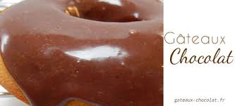 Apprenez Un Preparer Ce Delicieux Glacage Au Nutella Pour Couvrir Vos Gateaux Donuts Et Cupcakes Super Facile A Faire Nutella Glacage Nutella Nappage Nutella