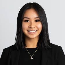 Alison Benge's Instagram, Twitter & Facebook