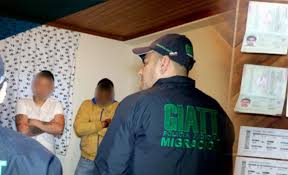 Migración colombia) is colombia's border control agency responsible for monitoring and conducting migratory control within the framework of national sovereignty and in. Capturan En Colombia A Integrantes De Banda Que Traficaba Con Migrantes