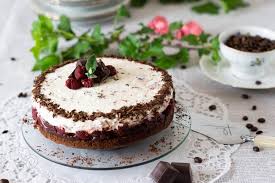 Mon cheri is an online patisserie pastry store in singapore specialising in custom made cakes pastries and desserts. Zeit Zum Kaffeeklatsch Mon Cheri Torte Kuchentraum Purzelbaum