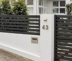 Desain pagar rumah minimalis & unik dari kayu, tembok & besi. 10 Rekomendasi Desain Pagar Rumah Pilih Yang Minimalis Modern Atau Mewah Rumah123 Com