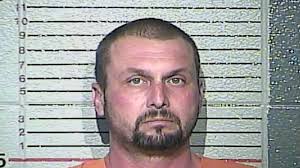 Kentucky teen dies after collapsing during track practice