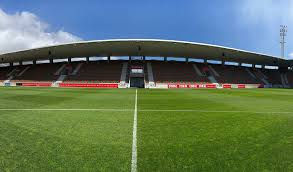 In april 2009 the public stadium in funchal was officially the goal of maritimo's reconstruction was clear and simple: Maritimo Arena Sports Complex Barreiros Stadium Tecnovia