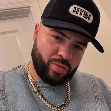 And congrats to our #WolverineoftheDay, Aviation Ordnanceman 3rd Class  Edward Paxson of Weapons Department! Originally from San Antonia, Texas,  AO3 Paxson joined the Navy in June of 2022 to better himself and