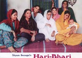 Veteran film and theatre actress surekha sikri was admitted to hospital on tuesday after suffering a brain stroke. Surekha Sikri Movies Filmography Biography And Songs Cinestaan Com