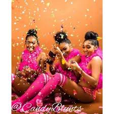 18th Birthday Photoshoot Ideas With Friends Pin On 18th Birthday