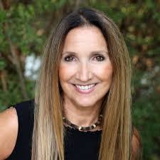 Debbie Piercy's Instagram, Twitter & Facebook