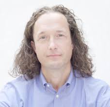 Stephen Eggleston's Instagram, Twitter & Facebook