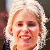 Courtenay Smith's Instagram, Twitter & Facebook