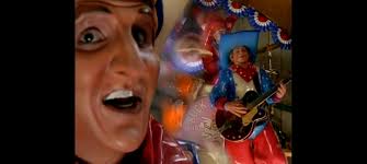 Is the bass line to Two Tickets to Paradise similar to Winona's Big Brown  Beaver?