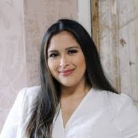 Edna Barrera's Instagram, Twitter & Facebook