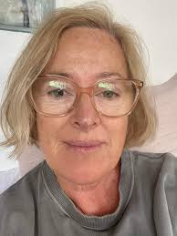 Which hairstyle do you like best?