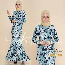 Senangnya potong blouse raglan muslimah. Baju Kurung Moden Kain Kembang Muslimah Fashion Two Piece On Carousell