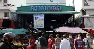 King rama ii started building the new centre at samut prakan in 1819, after his predecessor king taksin had abandoned the town fortifications. Xqr04 Fre5optm