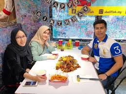 Asyraf mazlan, natasya nazreen , adellia nuveena, the dimar. Usahawan Ni Masuk Hospital Selepas Tersebar Foto Dating Dengan Elfira Hiburan Mstar