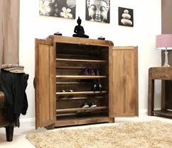 Bonnes affaires meuble chaussure bois massif ! Le Rangement Chaussures Efficace En 19 Exemples
