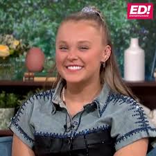 CBB stars Chris Hughes and JoJo Siwa finally address romance rumours as  they share shock "soulmates" statement ❤️ 👀 ⬇️