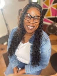 Latisha Hooper's Instagram, Twitter & Facebook