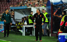 Cfr cluj has a fierce rivalry with their local opponents universitatea cluj. Ziua De Cluj Dan Petrescu Dispus SÄƒ Preia Echipa NaÈ›ionalÄƒ Antrenorul A Pus O SingurÄƒ CondiÈ›ie