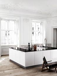 90 Moderne Kuchen Mit Kochinsel Ausgestattet Kuche Freistehend Moderne Kuche Kuchenblock Freistehend