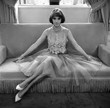 Marc Bohan, French fashion designer who defined Dior elegance, dies at 97